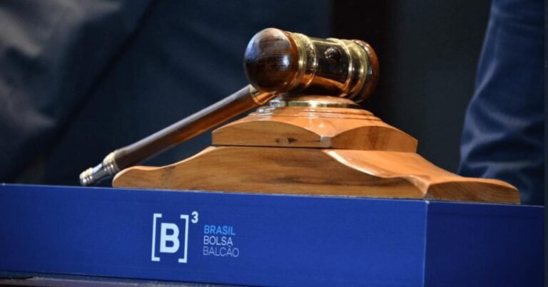 Copel avalia ficar de fora de leilões de transmissão e baterias CEO confirma