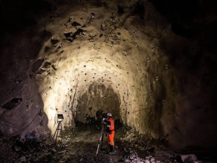 Fundo britânico mira terras raras no Brasil enquanto prioriza minerais críticos