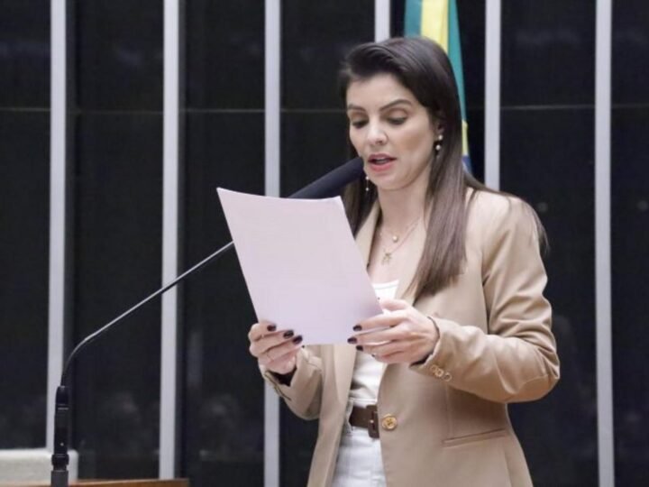 Governo propõe subsídios para setor de combustíveis e ajuda financeira a empresas