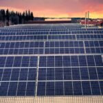 Indústria brasileira expande energia solar, reduz custos e emissões de CO2
