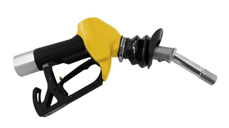José Múcio busca apoio no TCU para manter aumento da mistura de etanol na gasolina