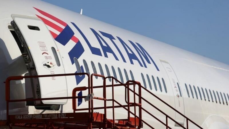 Latam obtém US$505 milhões para incorporar 11 aeronaves, 400 milhões sustentáveis, entregas 2026