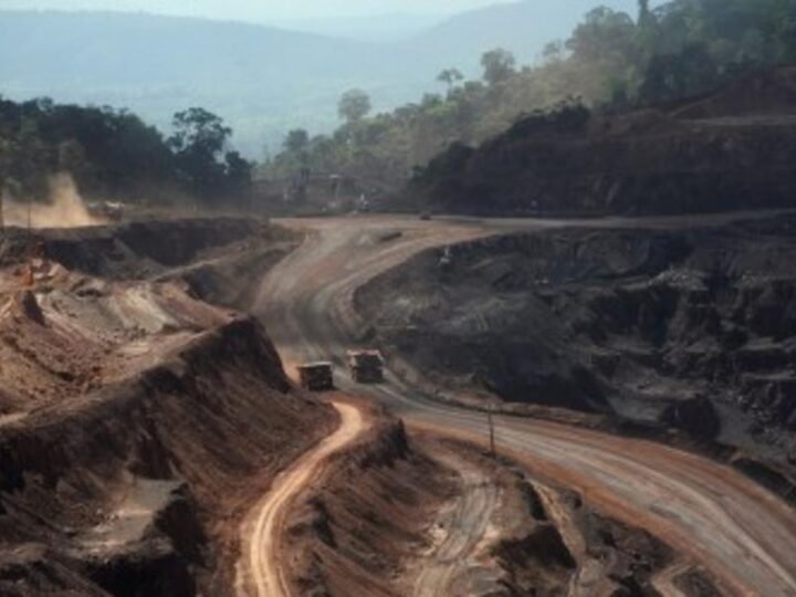Minério de ferro enfrenta incertezas globais de oferta e demanda