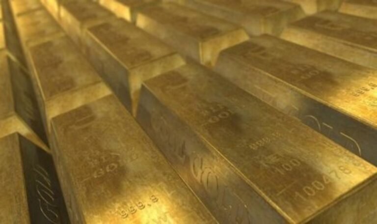 Ouro sobe a máxima histórica