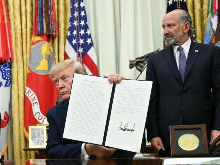 Trump impõe tarifa de 15% sobre polissilício para proteger indústria de chips e energia solar